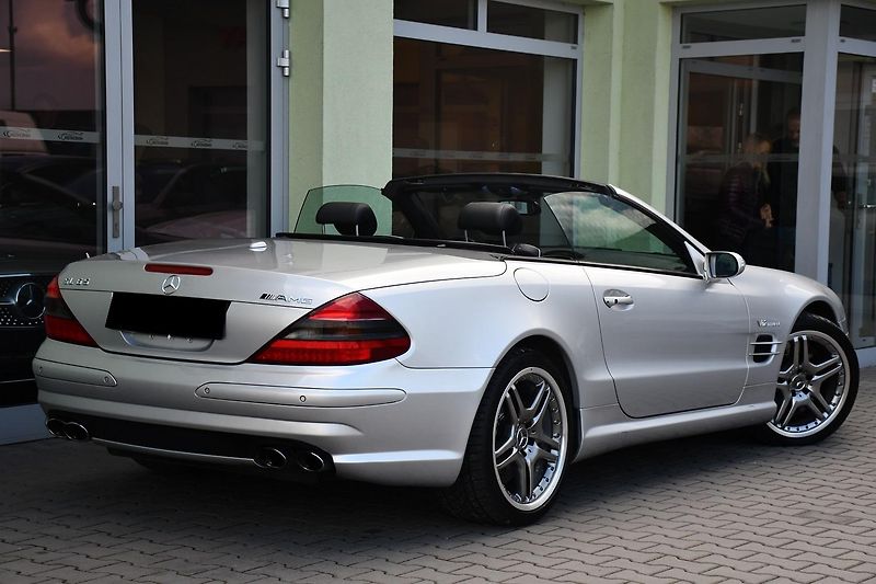 Mercedes-Benz SL 65 AMG V12 Anniversary Edition - fotka 8 z 41