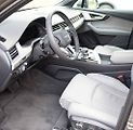 Audi Q7.