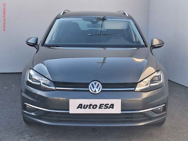 Volkswagen Golf (2019) 2.0 TDi, Join, DSG, LED - fotka 2 z 19