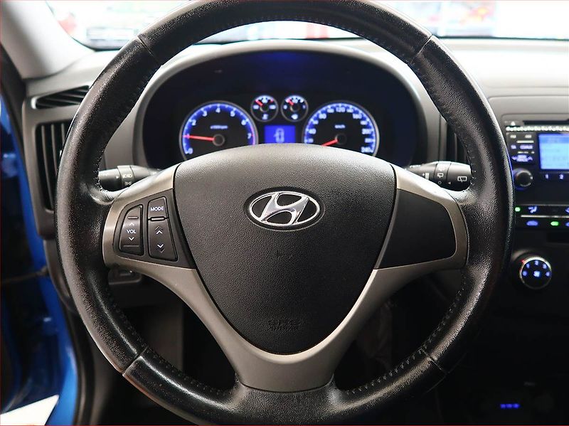 Hyundai i30 (2010) 1.4 CVVT - fotka 14 z 14