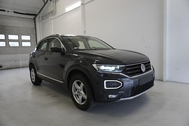 Volkswagen T-Roc 2.0 TDI  4MOTION DSG - fotka 18 z 27