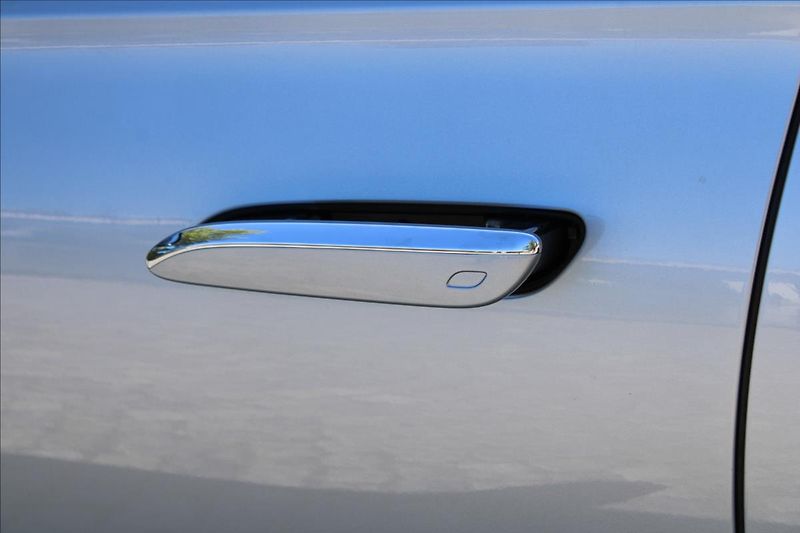 Mercedes-Benz Třídy S 350d 4M/PANO/HUD/360°/CZ - fotka 46 z 50