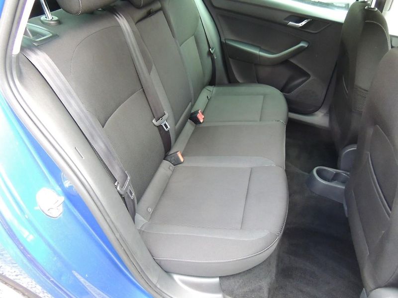 Škoda Rapid (2014) 1.2TSi,77kw,dobrá výbava - fotka 31 z 40