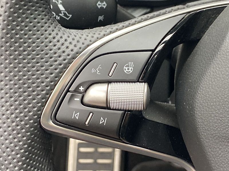 Škoda Octavia (2025) Combi 1.5 TSI SportLine - fotka 27 z 39