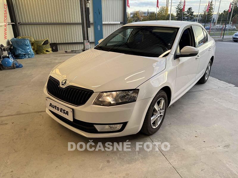 Škoda Octavia (2015) 1.6TDi, ČR - fotka 1 z 3