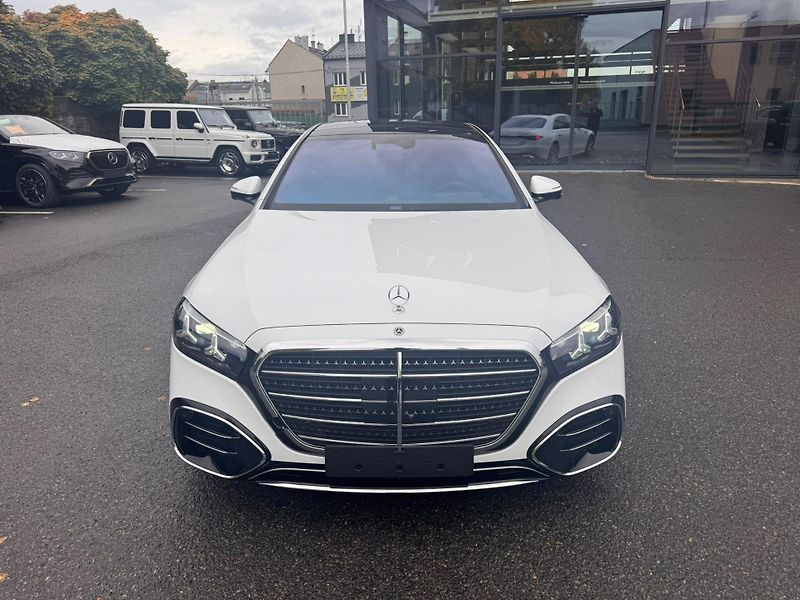 Mercedes-Benz Třídy S (2026) 450 d 4MATIC L - fotka 2 z 27