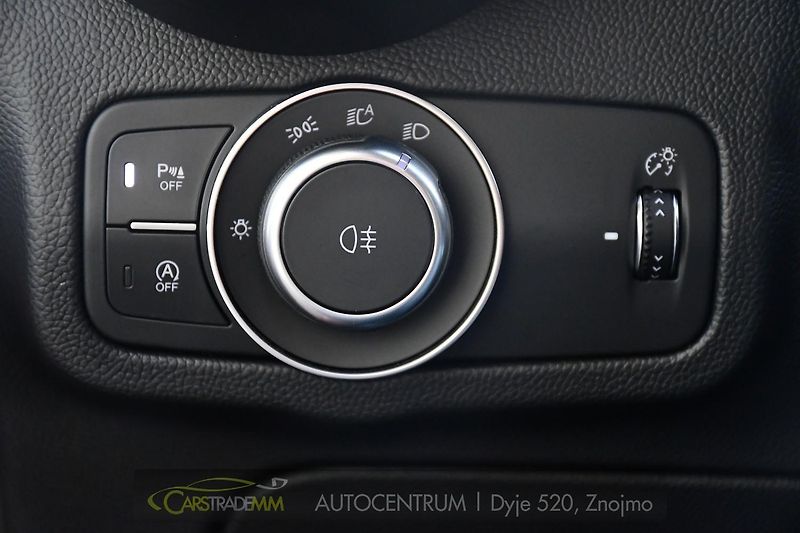 Alfa Romeo Stelvio 2.2 D154kW Veloce AT8-Q4 - fotka 28 z 56
