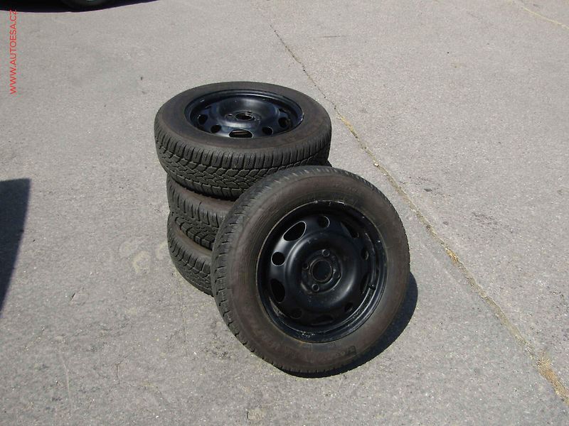 Opel Corsa (2002) 1.2i, ČR, STK4/28 - fotka 14 z 14