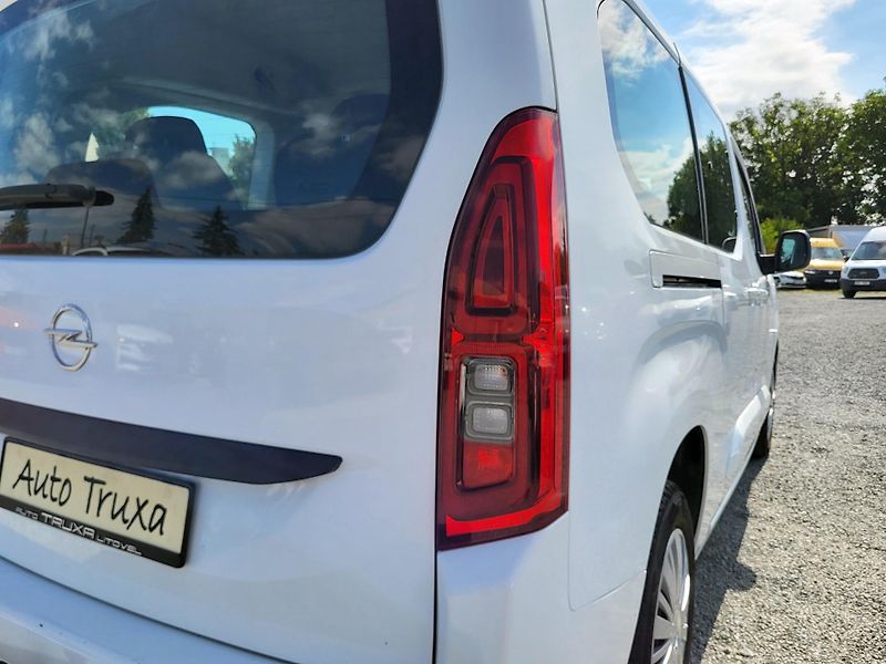 Opel Combo LIFE 1.5 CDTi 96kW L2 7-míst - fotka 40 z 45