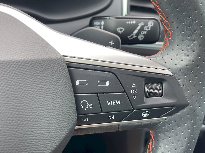 Seat Ateca (2024) 1.5 TSI 110 kW FR DSG Panorama - fotka 10 z 35