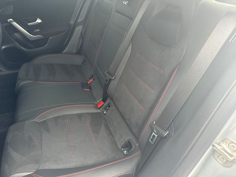 Mercedes-Benz CLA AMG paket 200d - fotka 14 z 20