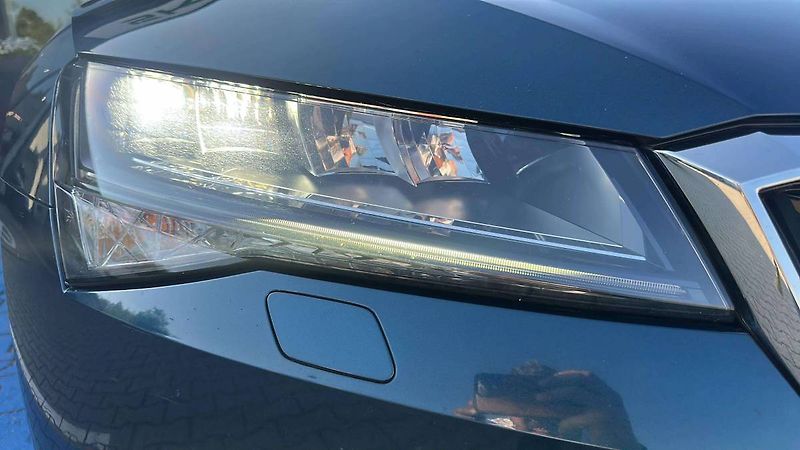 Škoda Superb Style 2,0TDI 110kW DSG/P6466 - fotka 27 z 28