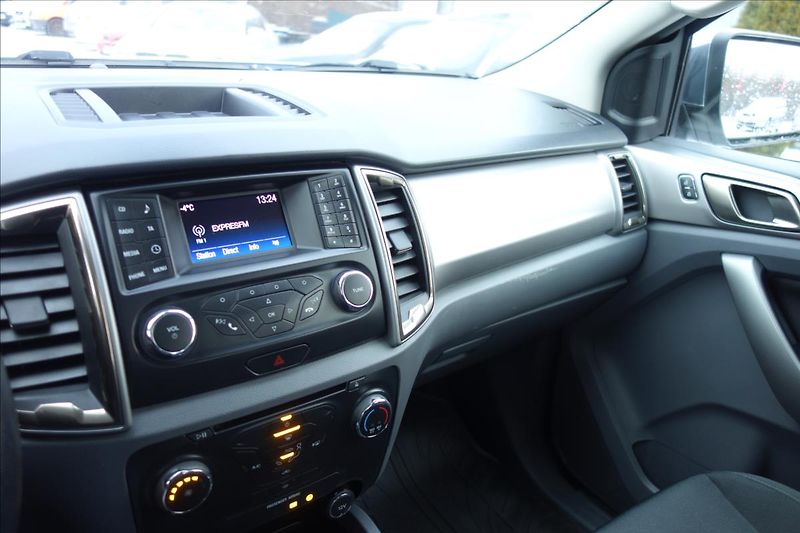 Ford Ranger 2,2 D 118KW, ČR, 2 MAJ., XLT. - fotka 30 z 31