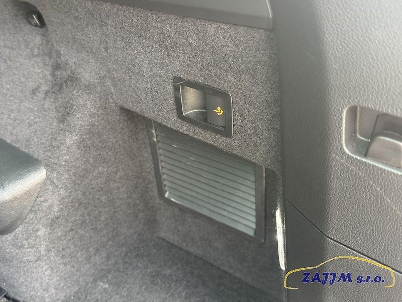 Škoda Kodiaq RS 2.0TSi 180kw 4x4 + Webasto - fotka 40 z 41