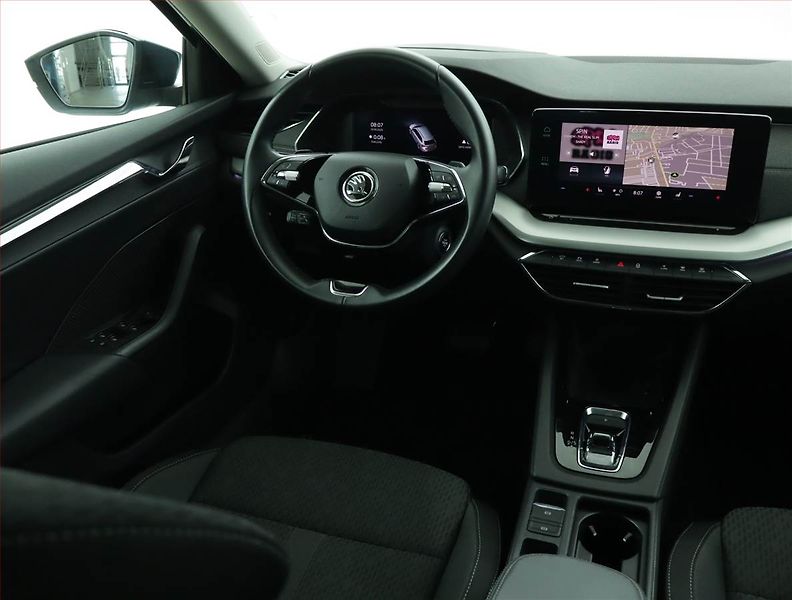 Škoda Octavia (2023) Style 2.0 TDI, Automat - fotka 7 z 17