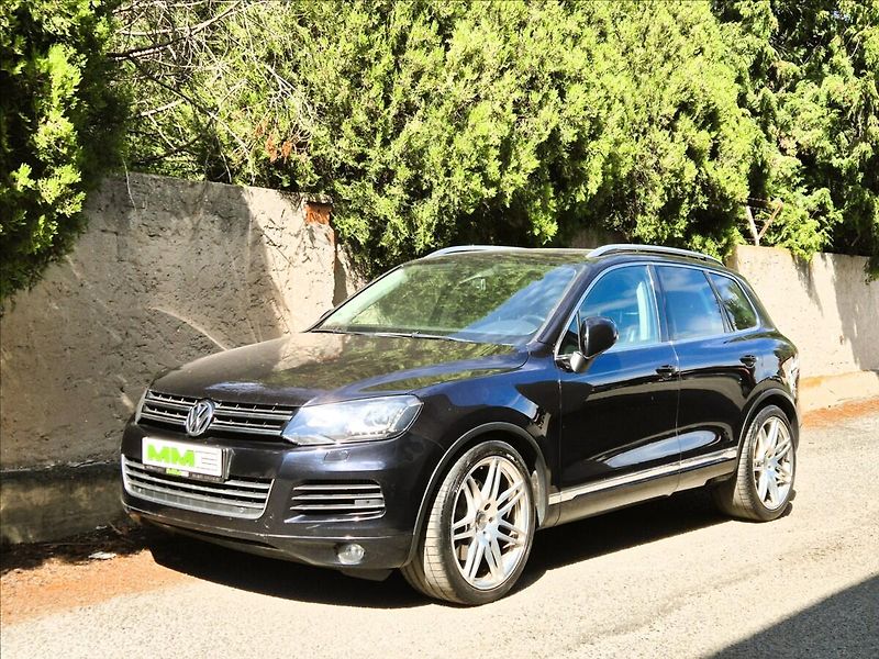 Volkswagen Touareg 4.2TDi*EXCLUSIVE*TAŽNÉ*KAM - fotka 1 z 45