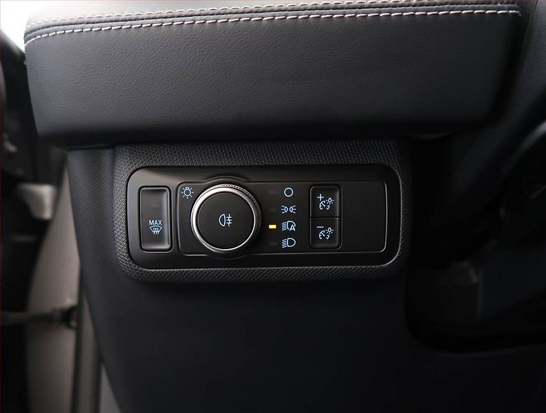 Ford Mustang Mach-E (2021) Standard Range RWD, SoH 95% - fotka 29 z 32