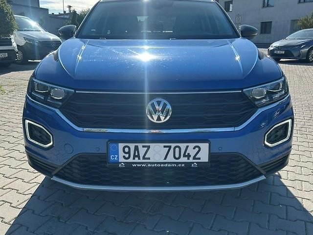 Volkswagen T-Roc 1,6TDi Bohatá výbava rezervace - fotka 17 z 59