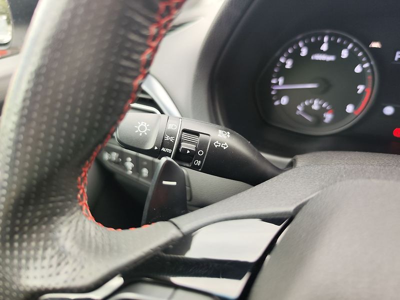 Hyundai i30 1.5 T-GDI/117kW N-Line DCT - fotka 26 z 32