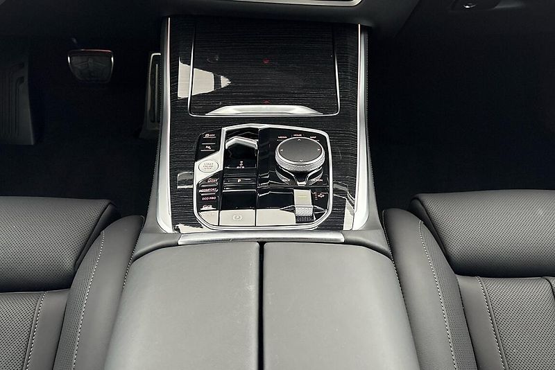 BMW X5 xDrive40d - fotka 10 z 18