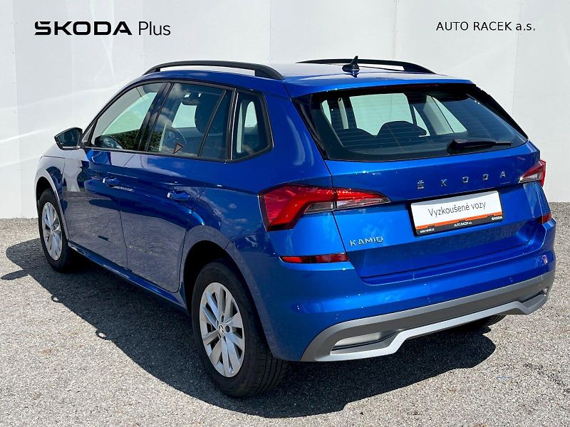 Škoda Kamiq (2023) 1.0 TSI 81 kW Ambition - fotka 2 z 28