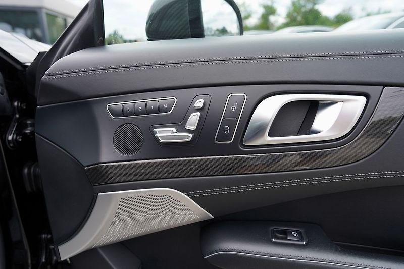 Mercedes-Benz SL 63 AMG Performance/ČR/570PS - fotka 33 z 50