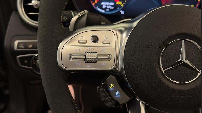Mercedes-Benz Třídy C 63S AMG V8 Cab Final Edition - fotka 24 z 34