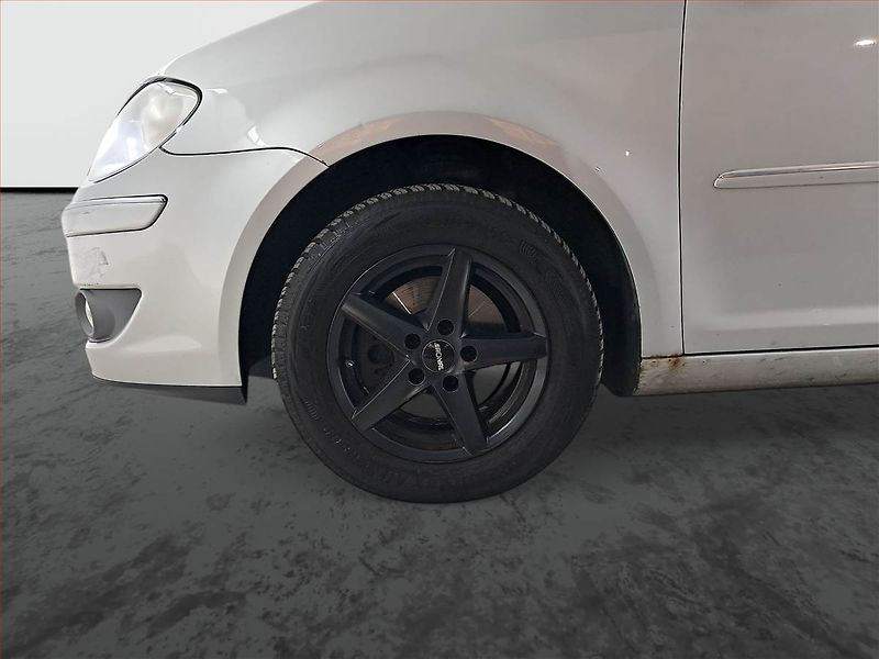 Volkswagen Touran (2007) 2.0 TDI, Automat, po STK - fotka 15 z 18