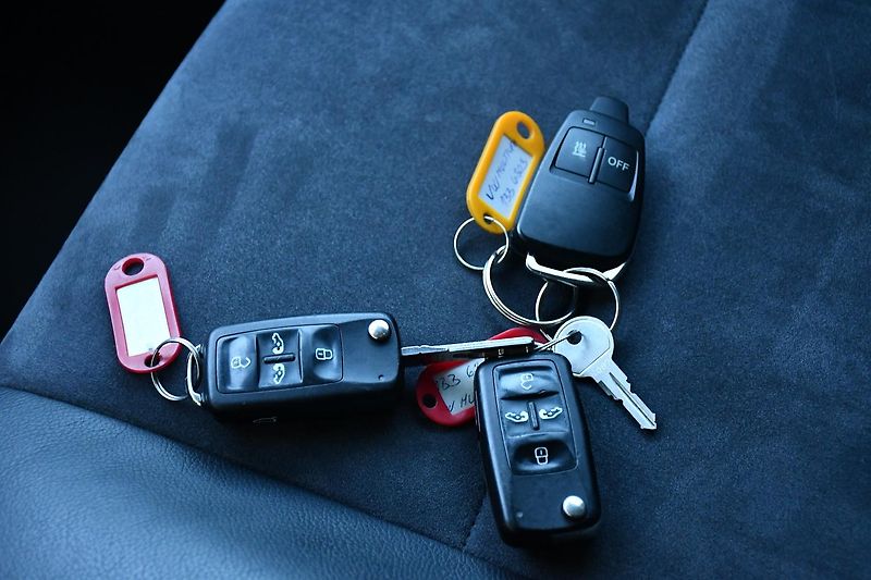 Volkswagen Multivan 2.0TDi ČR 7.MÍST TAŽNÉ M.TOP - fotka 38 z 38