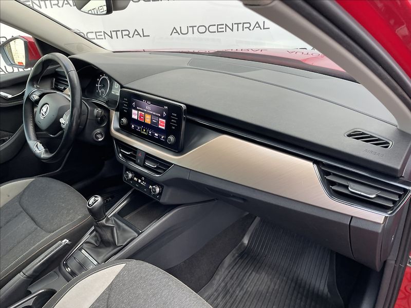 Škoda Kamiq 1,0 TSi,81kW,STYLE,ČR,DPH - fotka 18 z 23