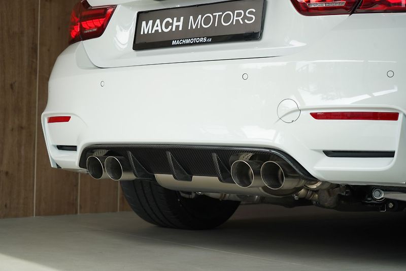 BMW M4 GTS DTM Champion Edition - fotka 15 z 44
