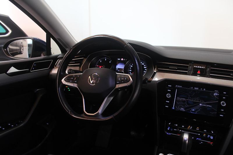 Volkswagen Passat (2021) 2.0TDI DSG LED Nez.Topení - fotka 25 z 36