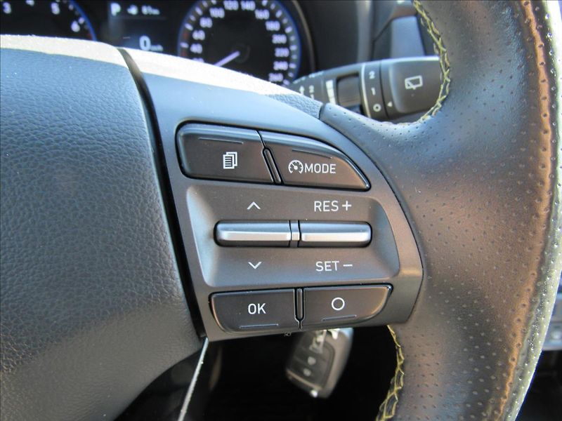 Hyundai Kona 1,6 T-GDI 4x4 Aut Best of Styl - fotka 23 z 36