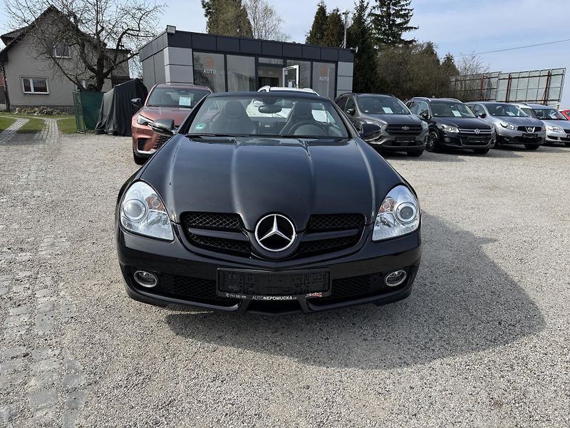 Mercedes-Benz SLK (2008) 200 KOMPRESOR 135KW  - fotka 3 z 31