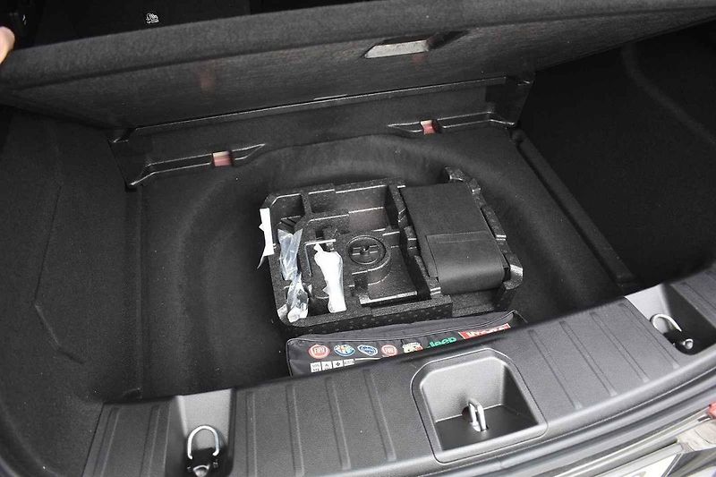 Alfa Romeo Tonale umí zaujmout. Jak vzhledem, tak jízdními vlastnostmi