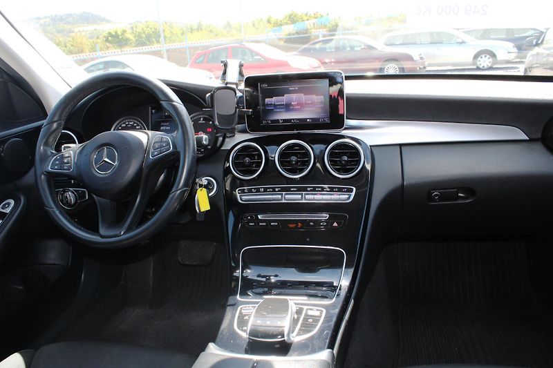 Mercedes-Benz Třídy C (2016) C220CDI NAVI LED TEMPOMAT ALU - fotka 15 z 16