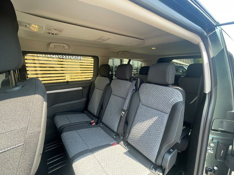 Toyota ProAce Verso 2.2D 180K Automat L2 Family 8S - fotka 22 z 29