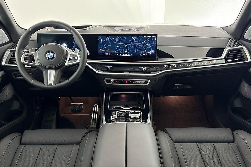 BMW X7 xDrive40d - fotka 19 z 30