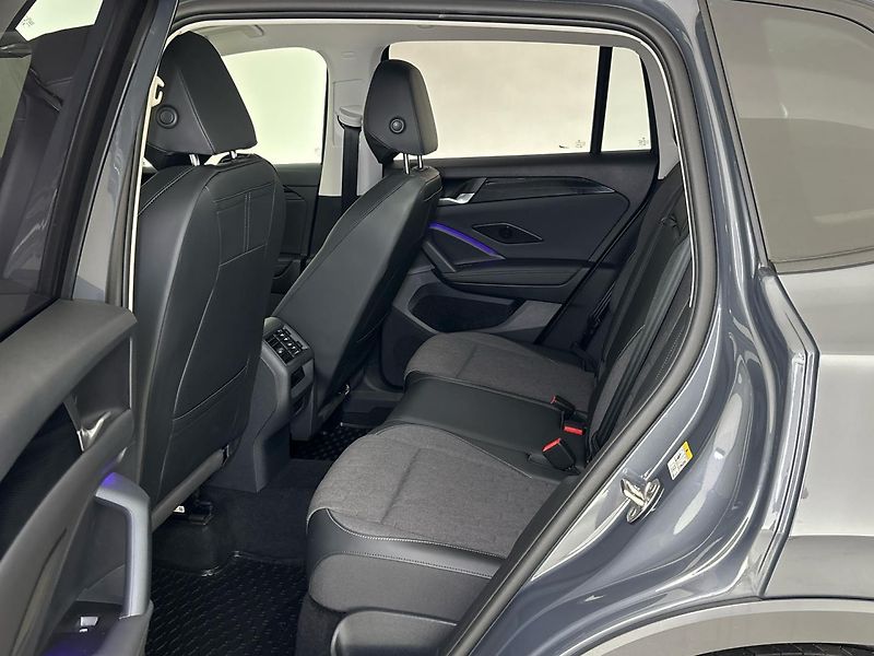 Volkswagen Tiguan People DSG - fotka 8 z 31