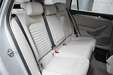 Volkswagen Passat 2.0 TDI ELEGANCE*ACC*ČR*1.MAJ - náhled 13