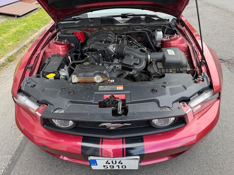 Ford Mustang 3,7i V6 - fotka 22 z 22