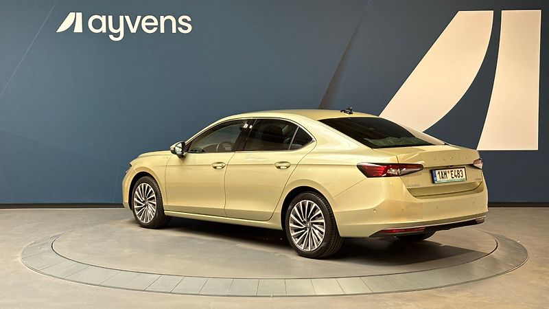 Škoda Superb 1.5 TSI 110kW ACT L&K DSG - fotka 3 z 19