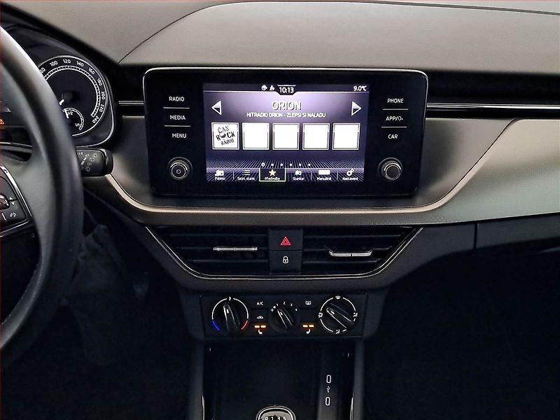 Škoda Scala (2021) 1.0 TSI, ČR,1.maj, Tempomat - fotka 12 z 19