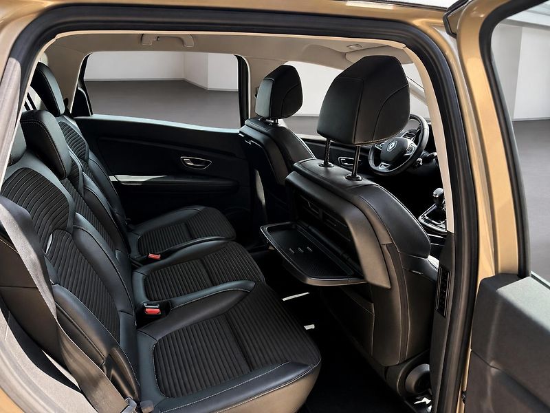 Renault Grand Scénic (2020) TCe,140PS,REZERVOVÁNO - fotka 8 z 45