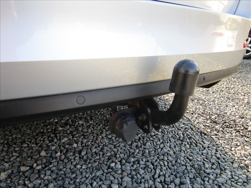 Škoda Octavia Combi 1.6TDi Greenline, Bi-xen - fotka 10 z 56