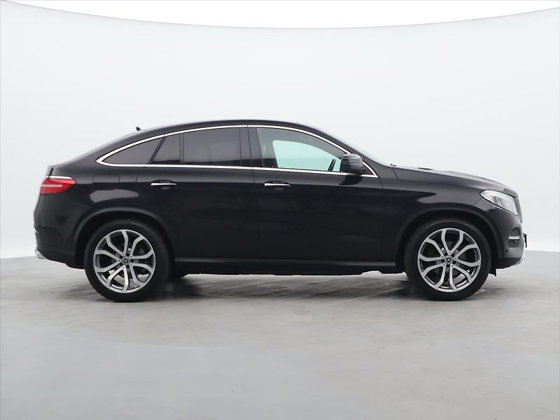 Mercedes-Benz GLE 3,0 350d 190kW 4Matic AUT CZ - fotka 8 z 40