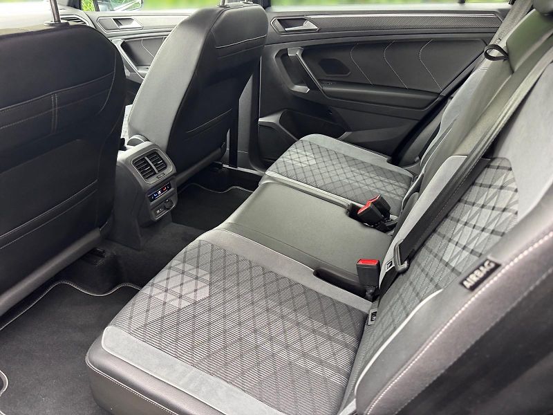 Volkswagen Tiguan Allspace (2023) R-LINE 2.0TDI 147kW 4x4 TAŽNÉ - fotka 8 z 11