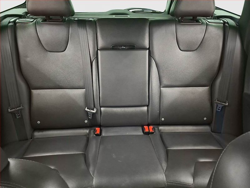 Volvo XC60 (2016) D4, Automat, Kůže, Navi - fotka 10 z 20