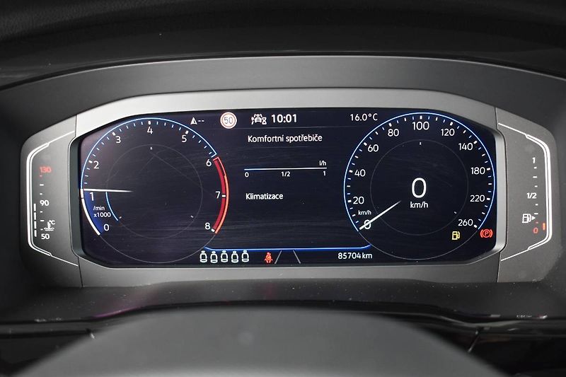 Volkswagen Touran (2023) 1.5TSI 110kW 7 míst, LED - fotka 19 z 25