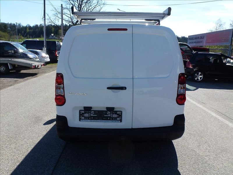 Citroën Berlingo 1,6 HDi 75 L1 X Střešní zahrád - fotka 9 z 40